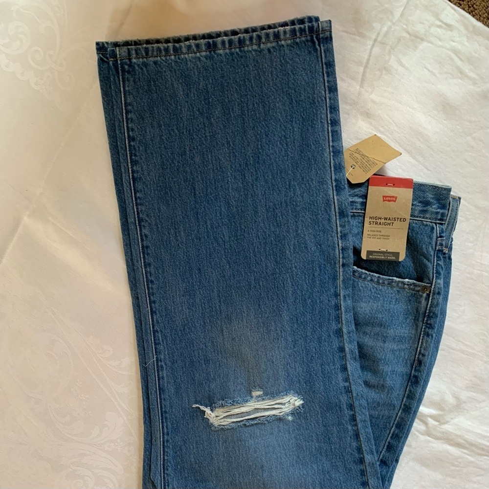 NWT LEVI’S JEANS HIGH RISE WIDE LEG STRAIGHT SIZE 30 - Picture 2 of 10